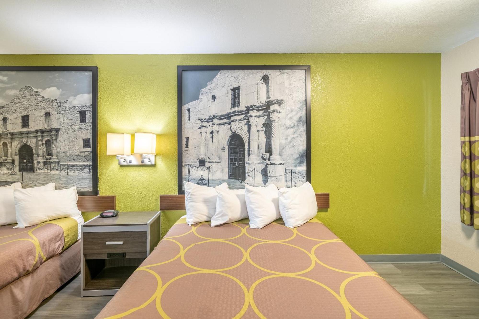 Super 8 By Wyndham San Antonio/Riverwalk Area Kültér fotó